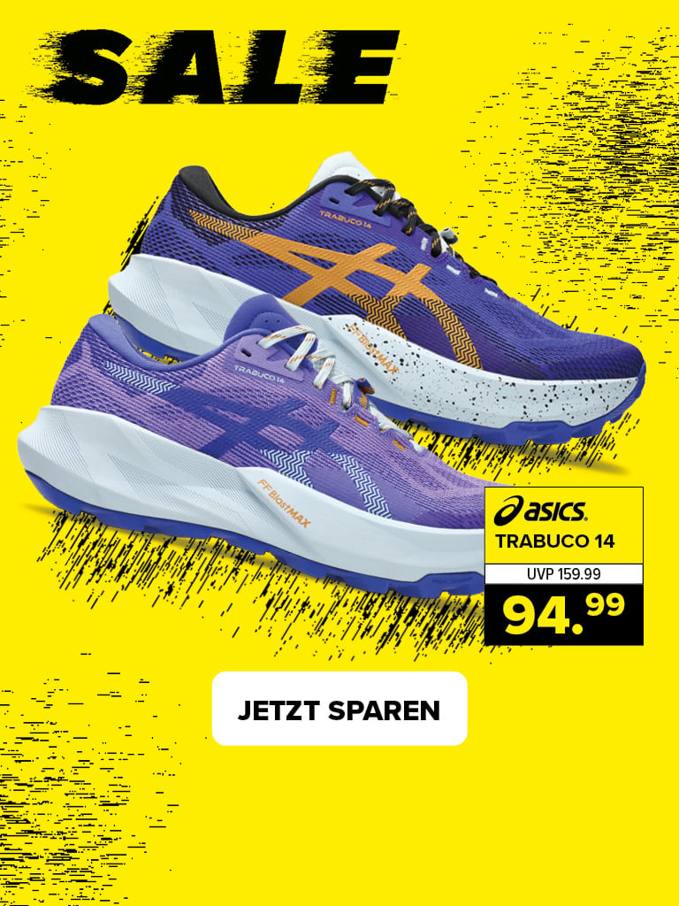 Zwei Trailrunning-Schuhe ASICS Trabuco 14 in Lila und Blau auf gelbem Sale-Hintergrund, mit reduziertem Preis von 159,99 € auf 94,99 €.