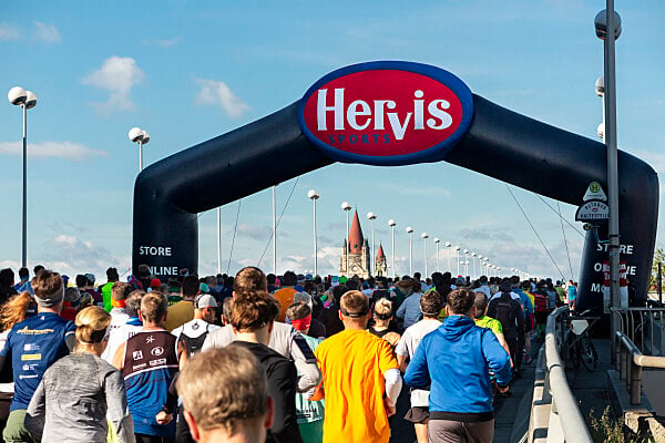 Hervis verl&auml;ngert Partnerschaft mit dem Vienna City Marathon &ndash; und setzt neue Impulse f&uuml;r die Lauf-Community