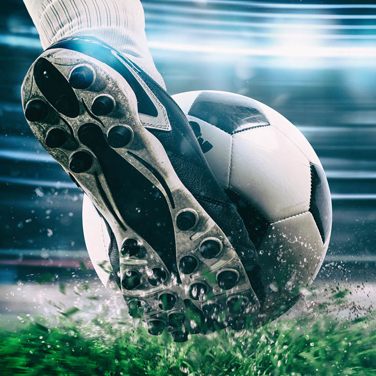 at_category_plp_schuhe_fussballschuhe_smartdesk.jpg