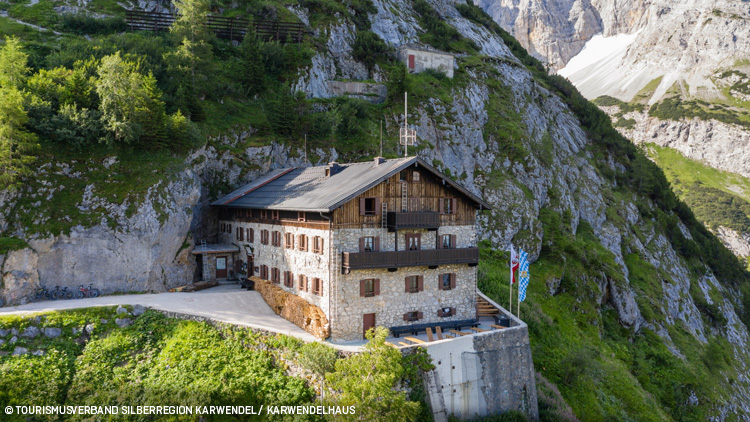 © Tourismusverband Silberregion Karwendel / Karwendelhaus